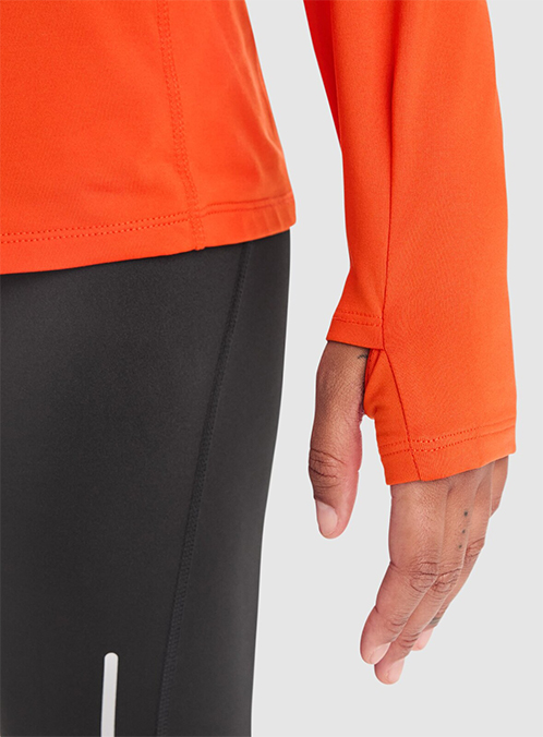 Women's sports sweatshirt detail 1
