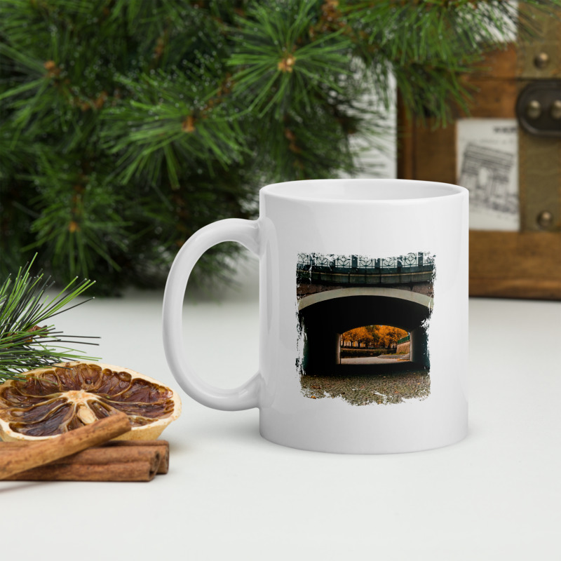 Hrnek malý bílý s potiskem HK - Pražský most