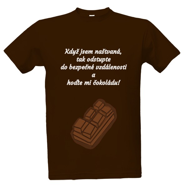 Tričko s potiskem Hoď po mě čokoládu.