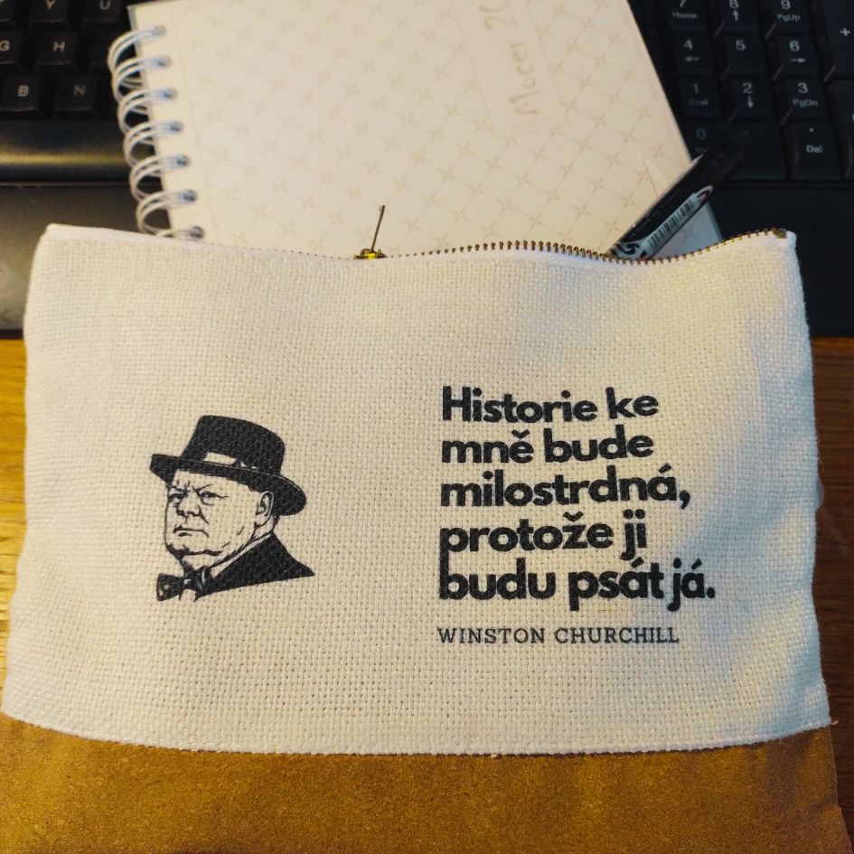Penál lněný s potiskem Penál Churchill