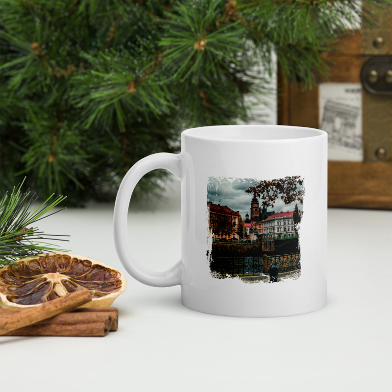 Hrnek malý bílý s potiskem HK - Věž