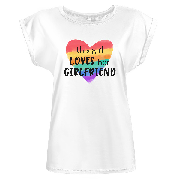 This girl loves her girlfriend! T-shirt
