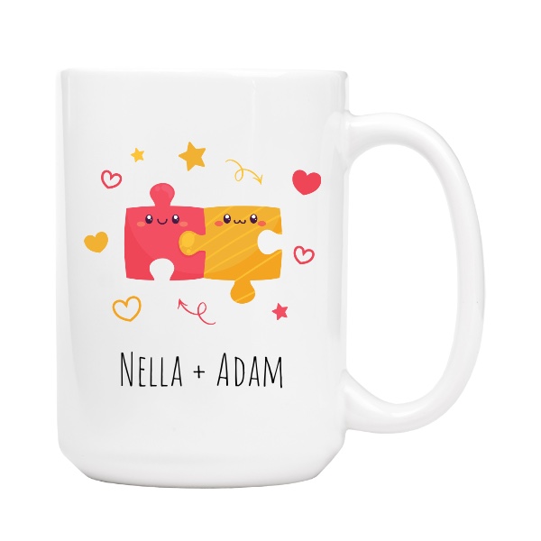 Hrnček velký s potlačou Zamilované puzzle dílky s upravitelnými jmény